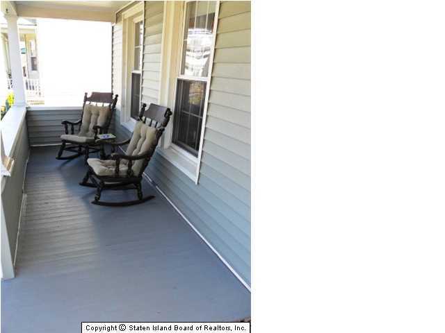 22 Innis Street Staten Island, NY 10302 - Photo 2 of 20 Additional Photo