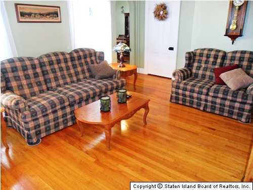 22 Innis Street Staten Island, NY 10302 - Photo 3 of 20 Additional Photo