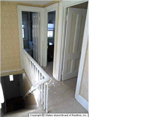 22 Innis Street Staten Island, NY 10302 - Photo 9 of 20 Additional Photo