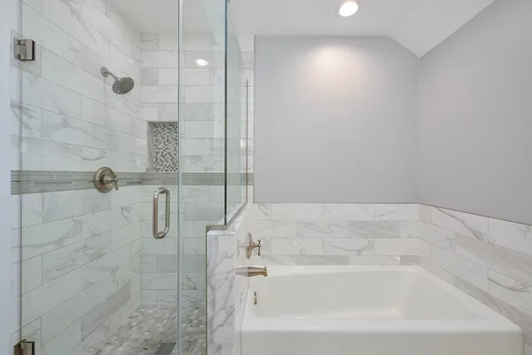 $749,900 | 176 Blair Lane, Inverness, IL 60067