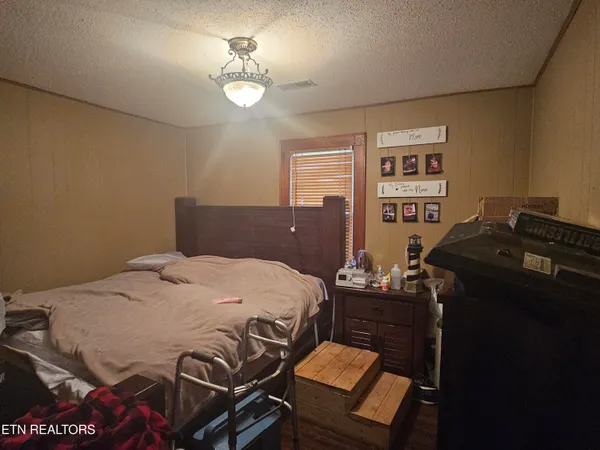 $142,000 | 708 West Chester Avenue, Middlesboro, KY 40965