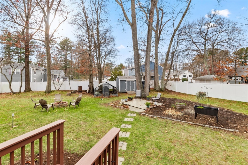 19 Dustin Young Lane Billerica, MA 01821 - Photo 30 of 37 a view of a garden with houses