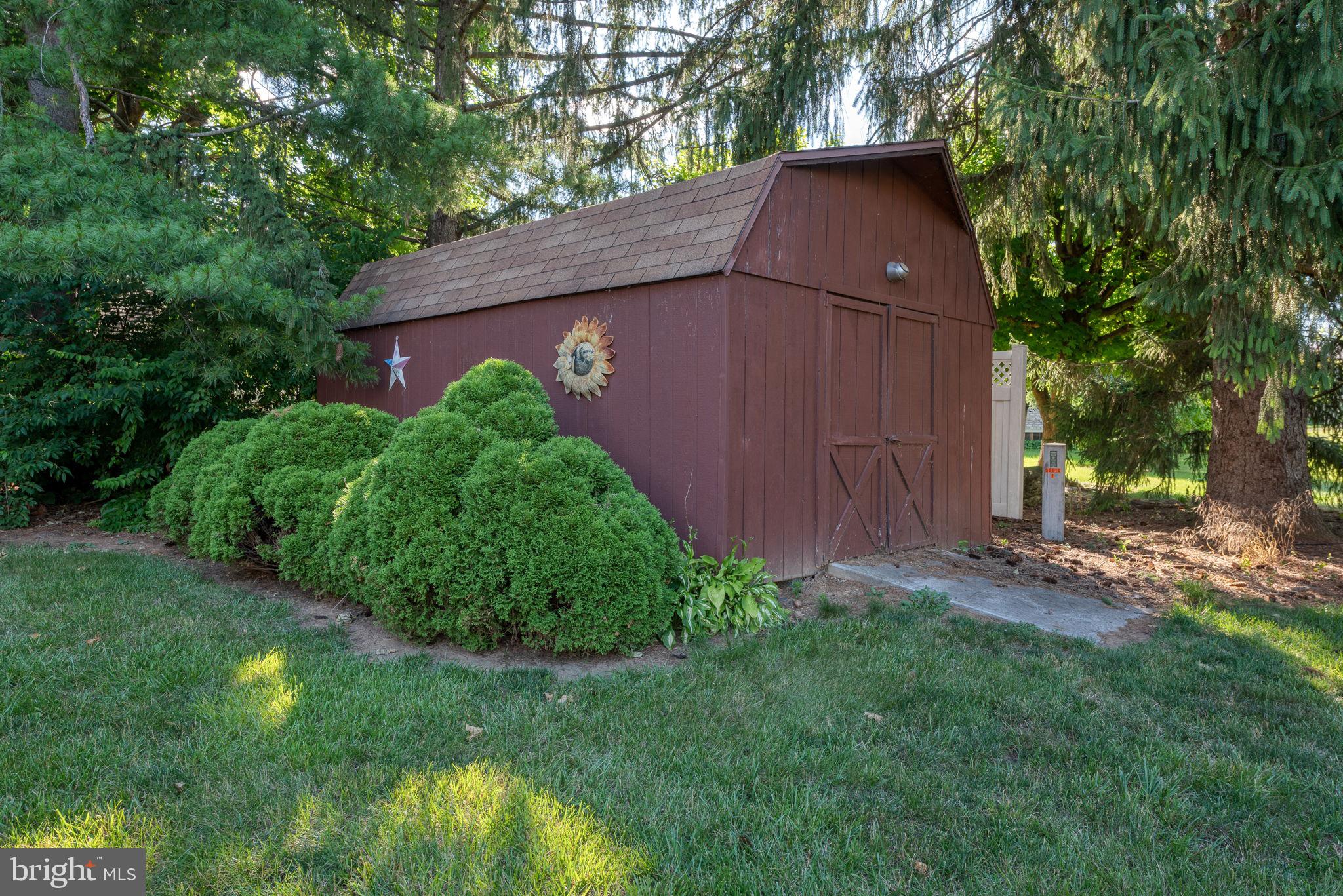 140 Margate Road York, PA 17408 - Photo 43 of 46