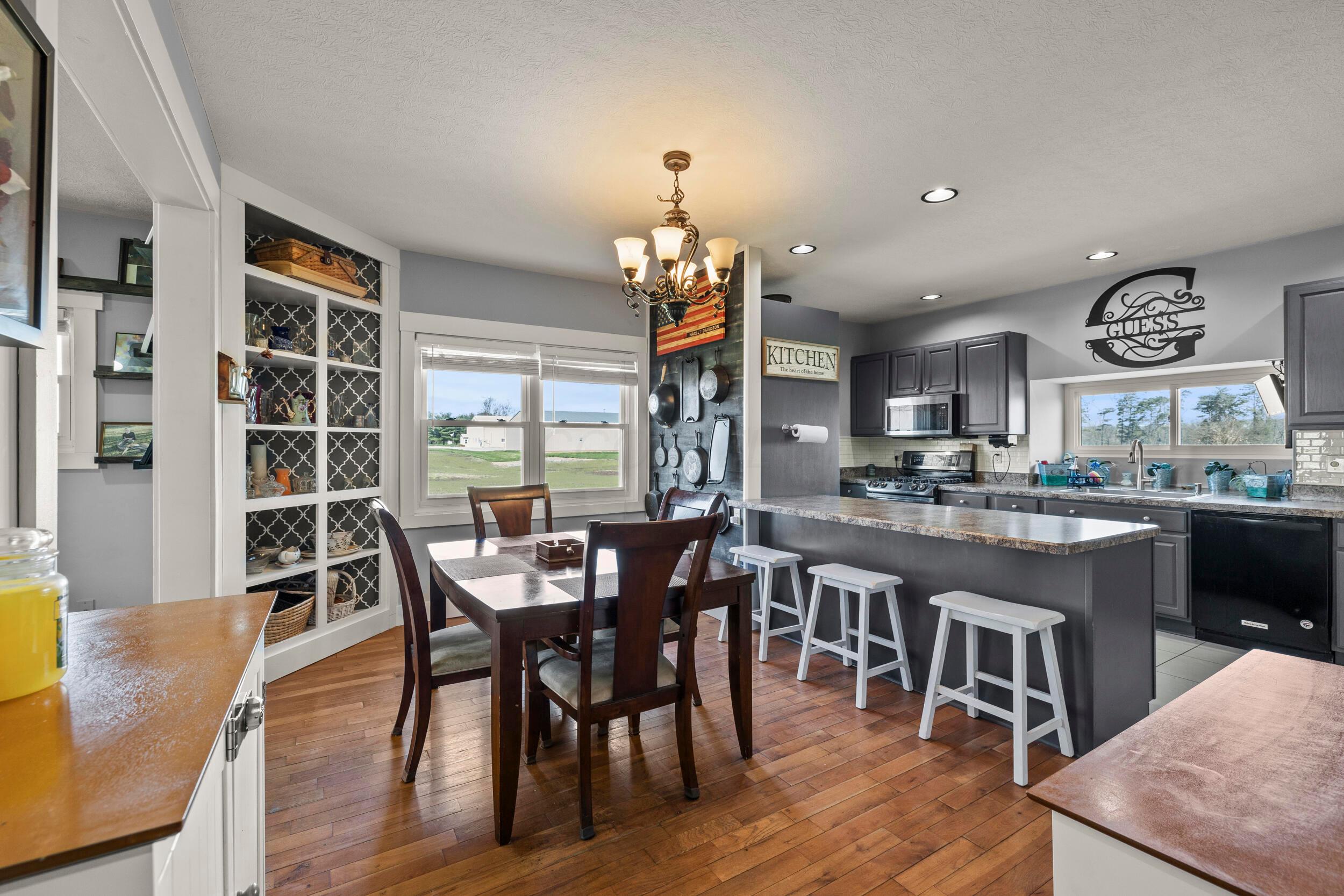 3420 Old Springfield Road London, OH 43140 - Photo 13 of 41 Dining Room 03