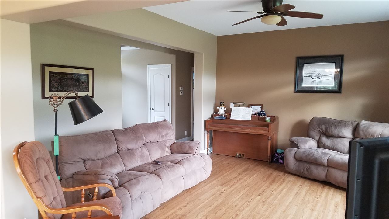 13509 Ithaca Road St. Charles, MI 48655 - Photo 4 of 32