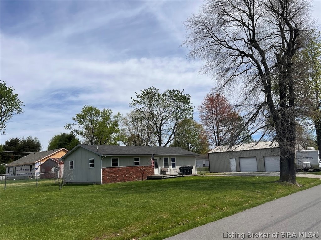 1117 East Cutshall Road Scottsburg, IN 47170 - Photo 3 of 29 Gallery Image 3