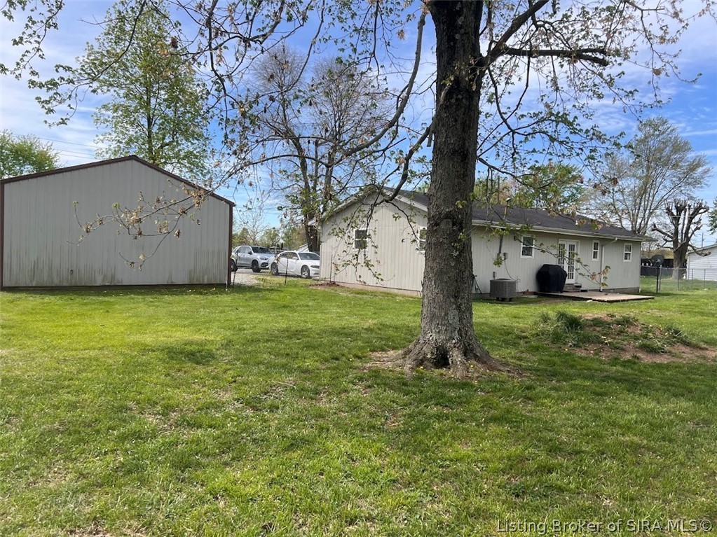 1117 East Cutshall Road Scottsburg, IN 47170 - Photo 6 of 29 Gallery Image 6