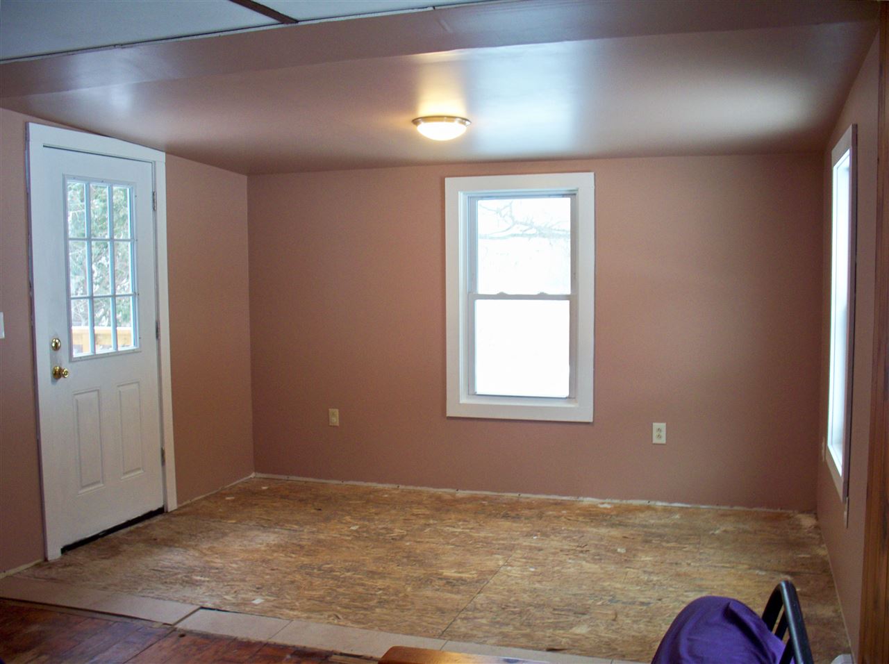 44 Loop Street Proctor, VT 05765 - Photo 11 of 20 Gallery Image 11