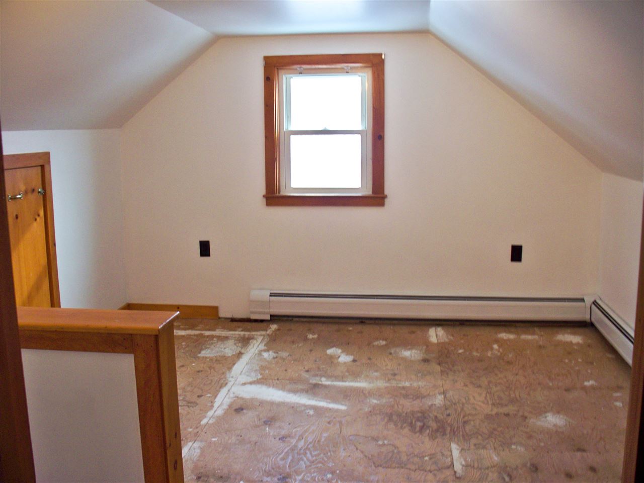 44 Loop Street Proctor, VT 05765 - Photo 14 of 20 Gallery Image 14
