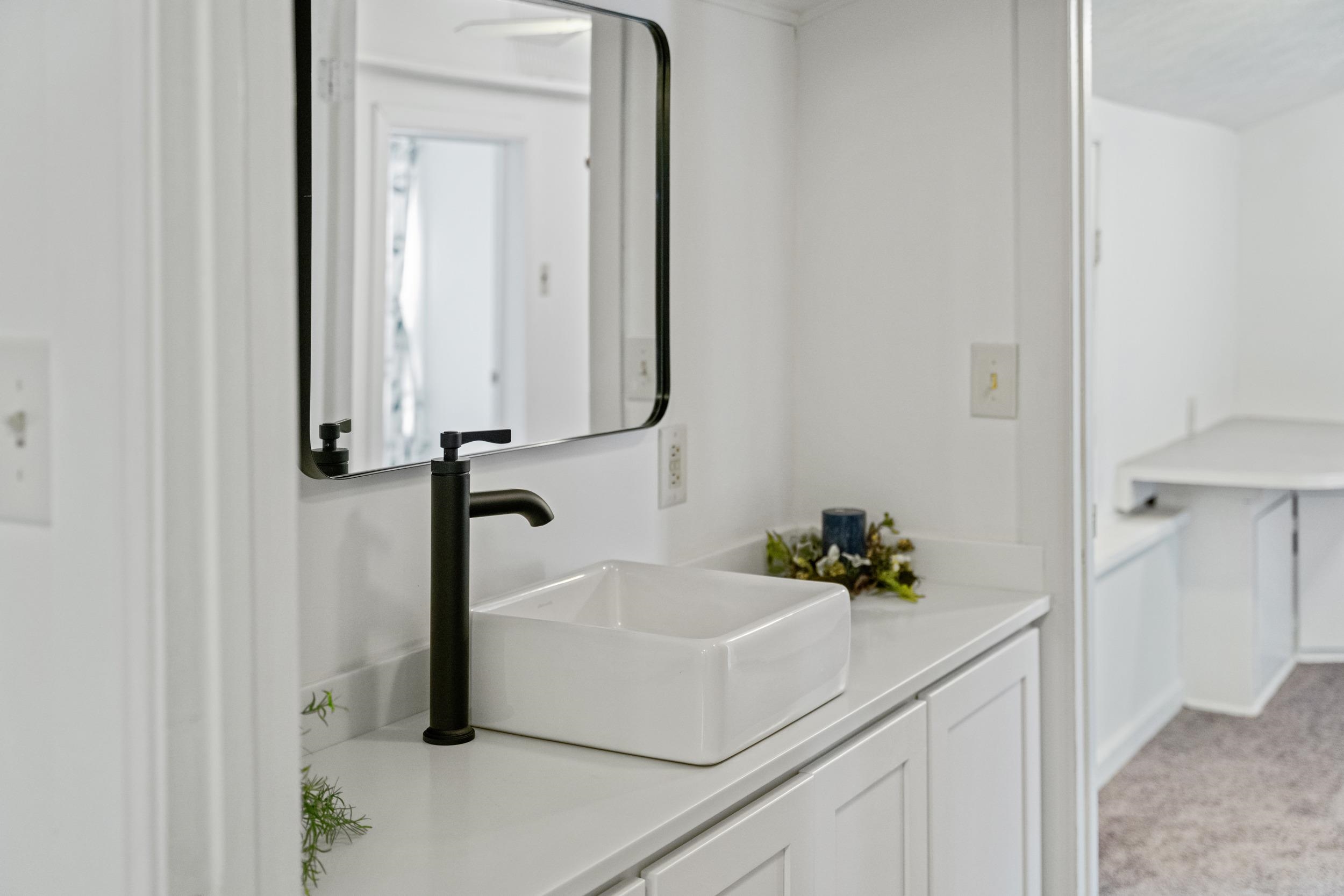 403 Betsy Bell Road Staunton, VA 24401 - Photo 24 of 59 FULL BATH 2ND LEVEL