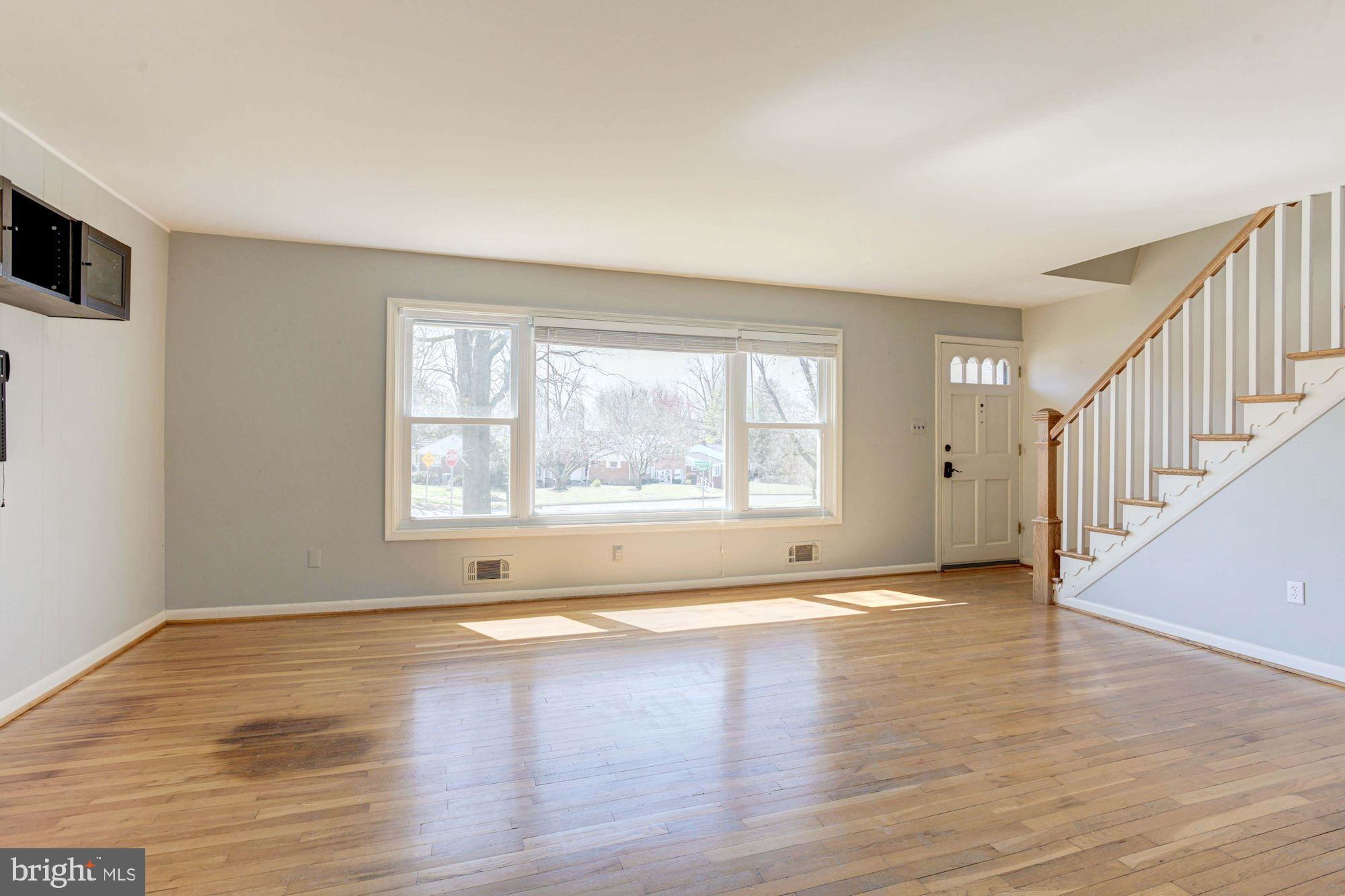 1920 Tadcaster Road Catonsville, MD 21228 - Photo 6 of 44