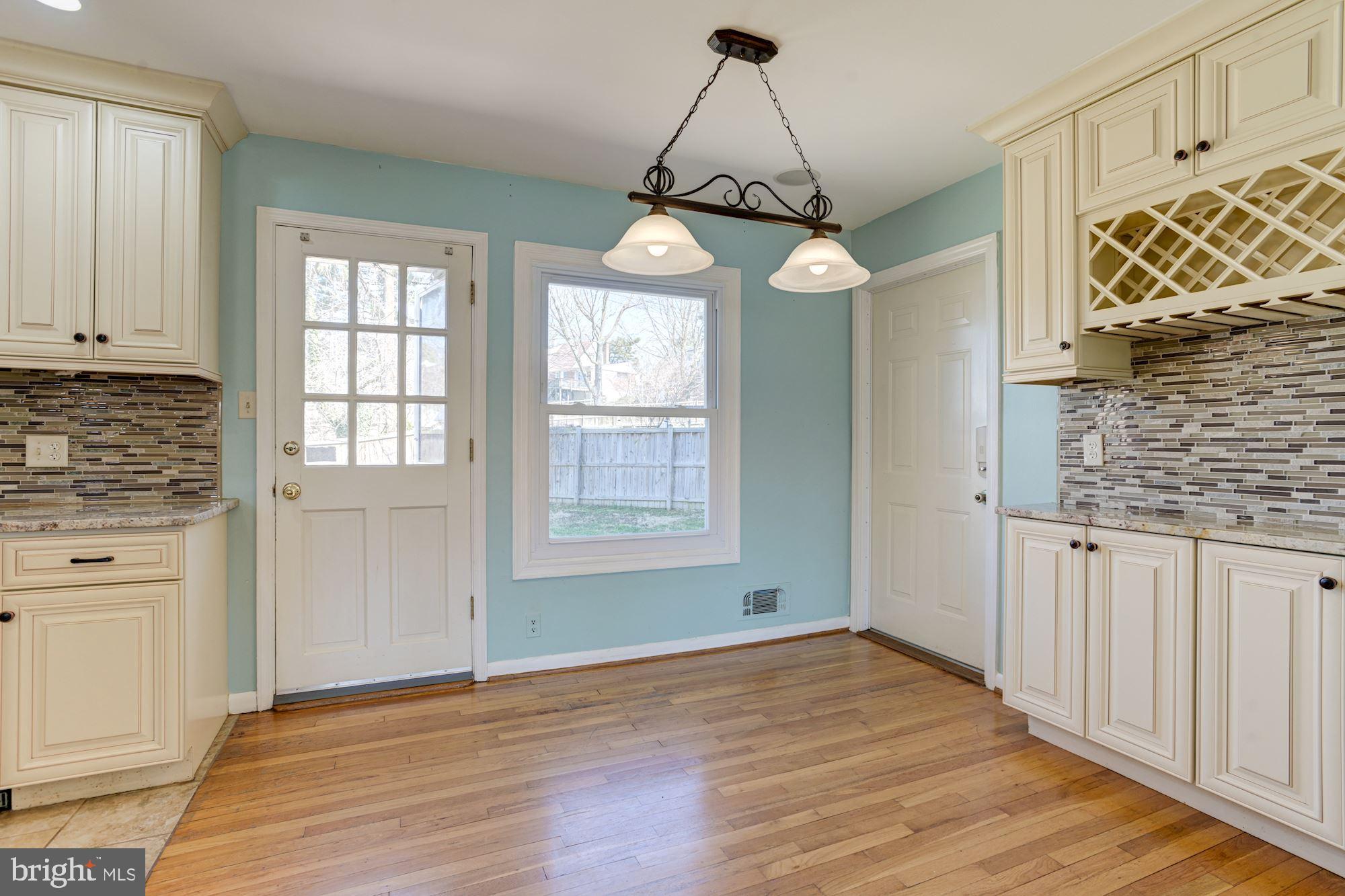 1920 Tadcaster Road Catonsville, MD 21228 - Photo 7 of 44 Dining Room