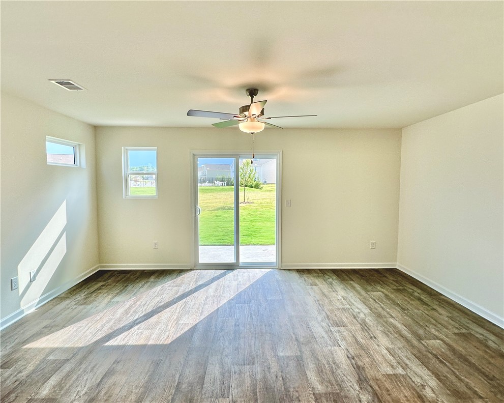 571 Seaborn Circle Pendleton, SC 29670 - Photo 10 of 28 *Picture from a similar Belmont. Not this actual unit.