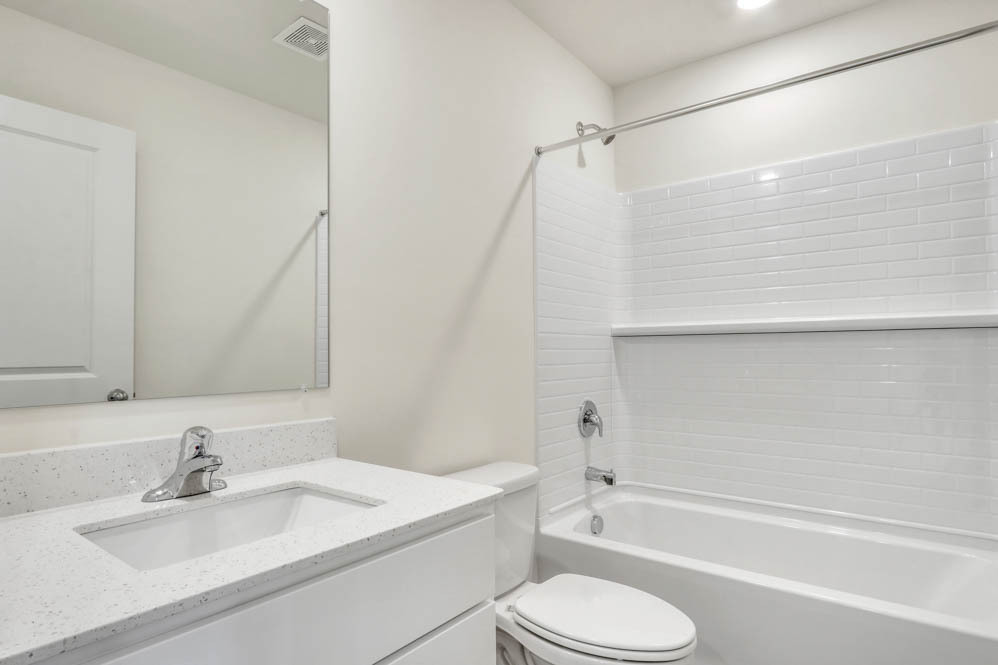 437 Lakeshore Court St. Charles, IL 60174 - Photo 12 of 16