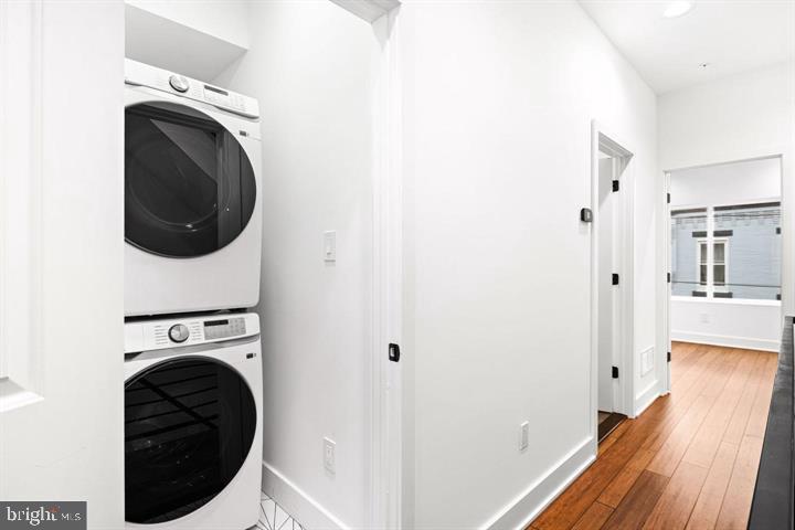 2322 Mutter Street Philadelphia, PA 19133 - Photo 22 of 34 a view of a hallway with washer and dryer