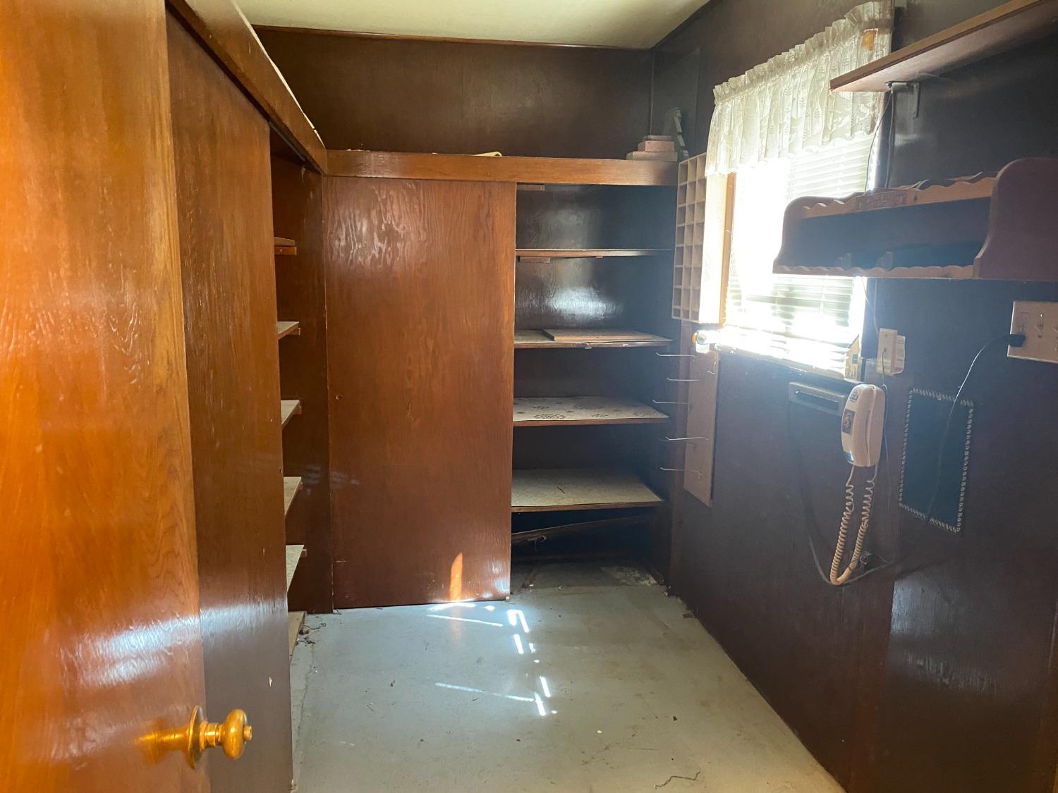 2828 E Street Selma, CA 93662 - Photo 13 of 17 a view of gallery