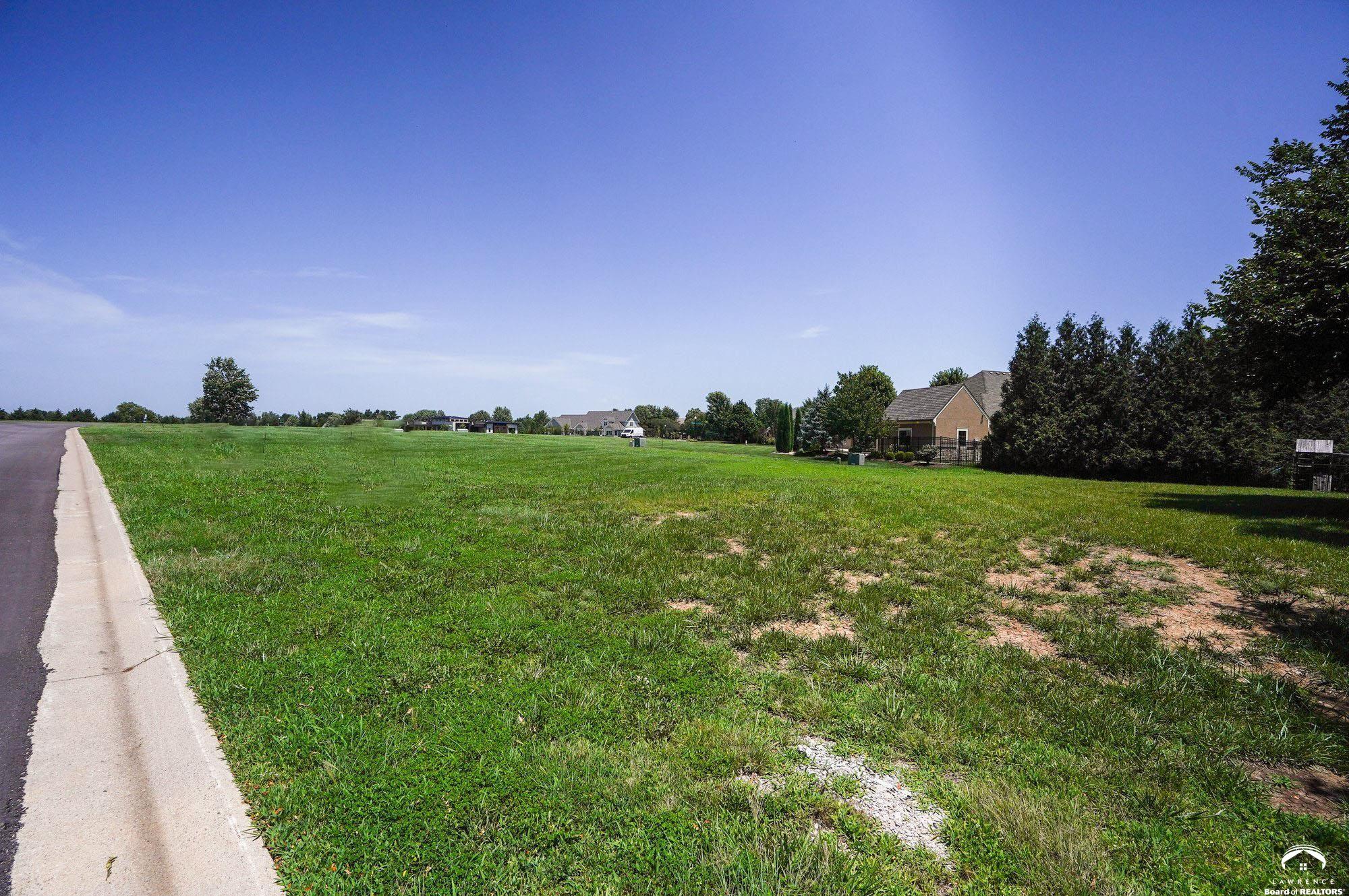 212 Stockade Street Lawrence, KS 66049 - Photo 8 of 22