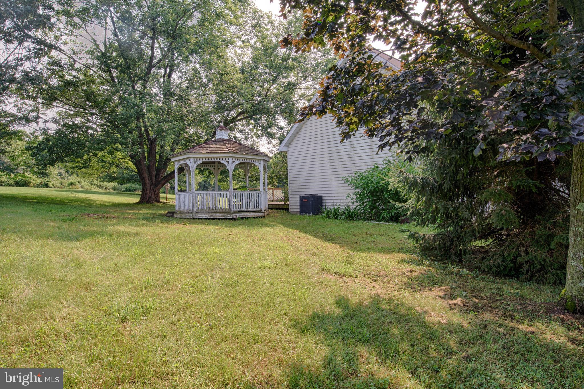1255 Fawn Grove Road New Park, PA 17352 - Photo 4 of 43 Gallery Image 4