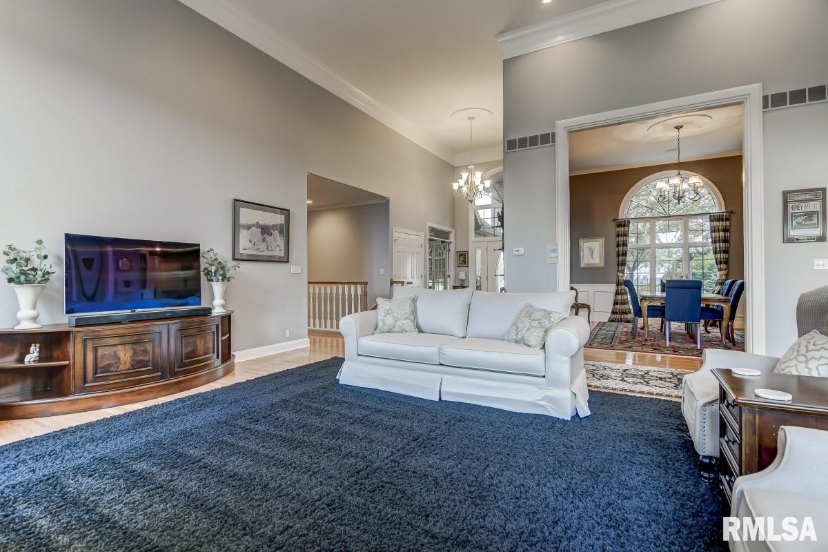 1160 Old Tipton School Road Sherman, IL 62707 - Photo 5 of 49 Gallery Image 5