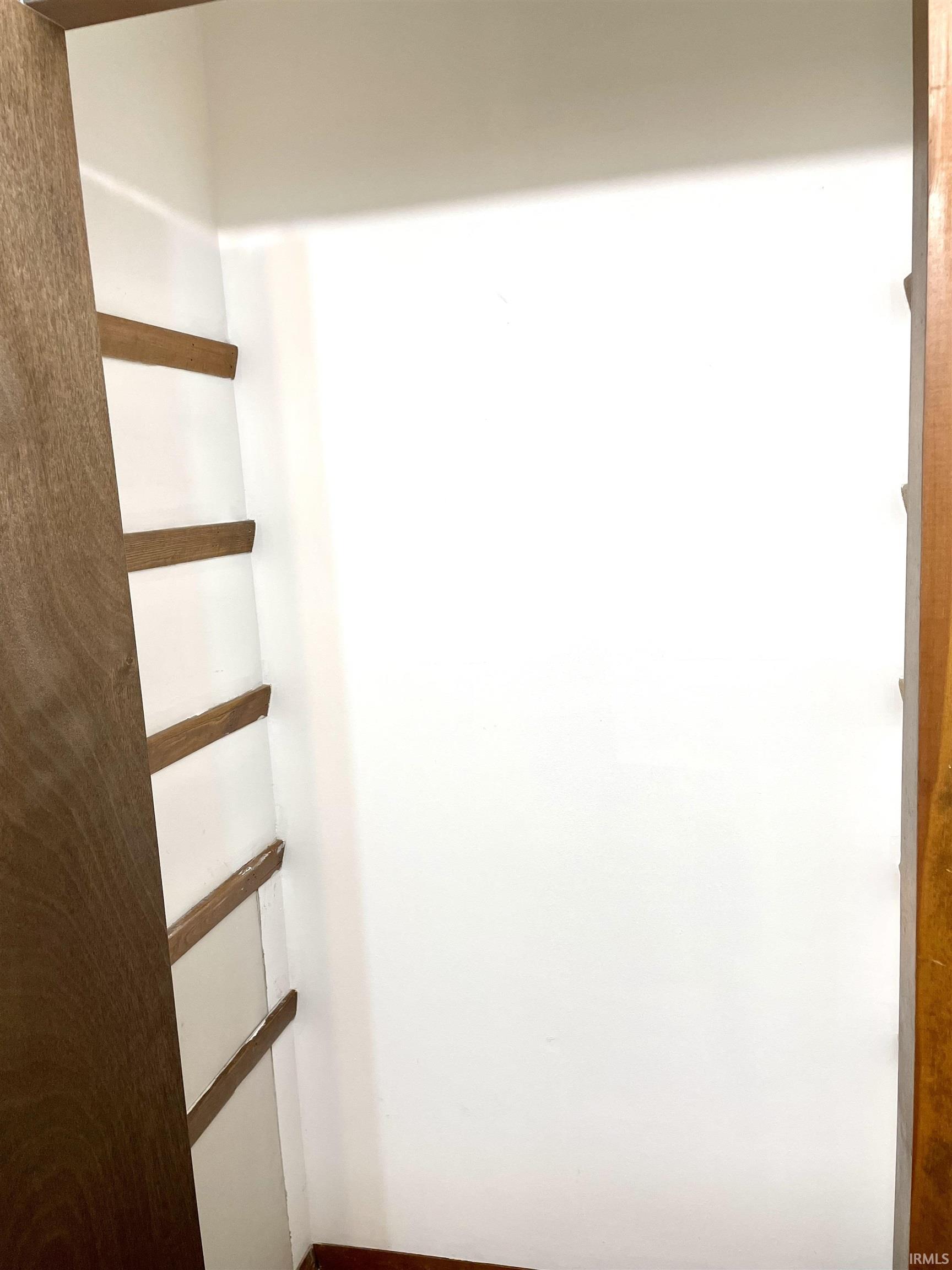 5006 West Keller Road Muncie, IN 47304 - Photo 14 of 18