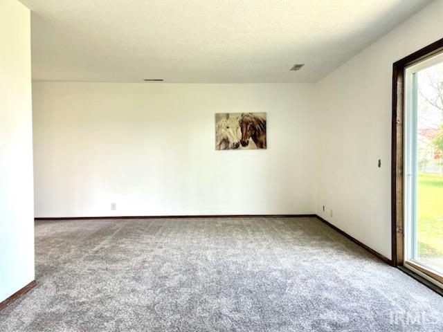 5006 West Keller Road Muncie, IN 47304 - Photo 3 of 18