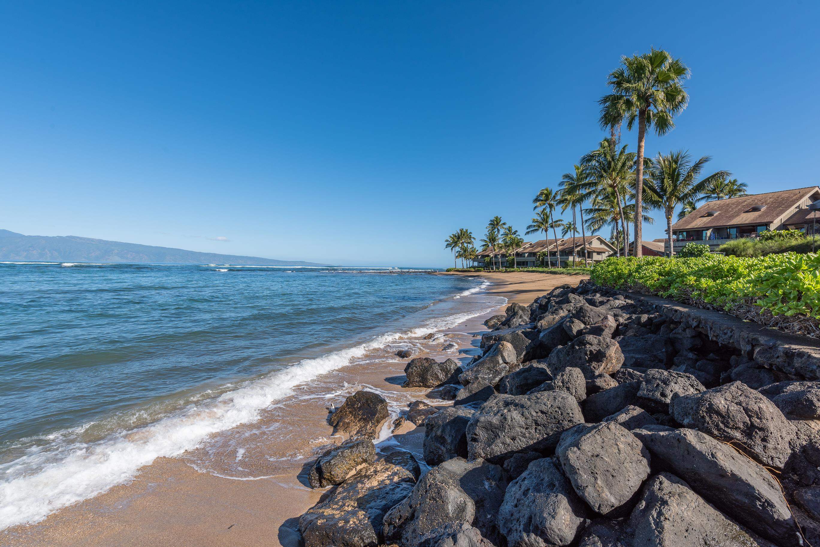 4521 Lower Honoapiilani Road, Unit 2B2 Lahaina, HI 96761 - Photo 13 of 41 Gallery Image 13