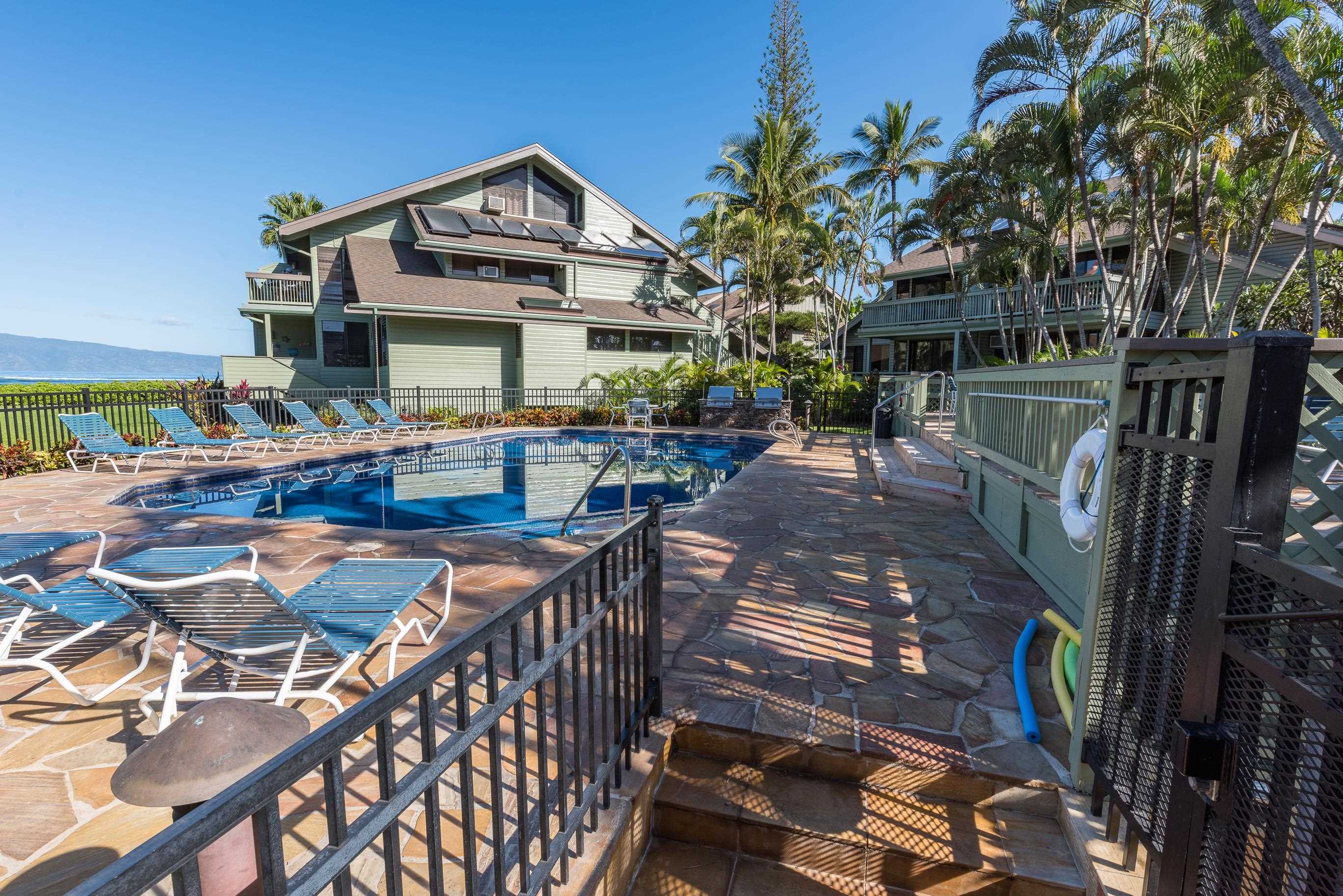 4521 Lower Honoapiilani Road, Unit 2B2 Lahaina, HI 96761 - Photo 16 of 41 Gallery Image 16