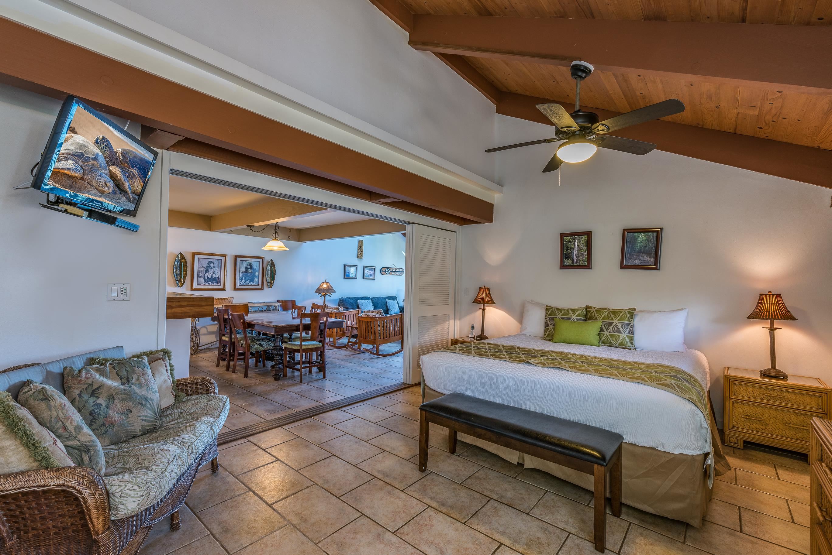 4521 Lower Honoapiilani Road, Unit 2B2 Lahaina, HI 96761 - Photo 23 of 41 Gallery Image 23