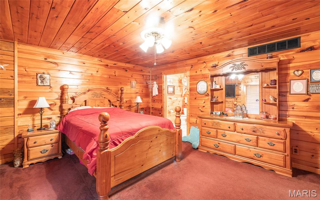 6720 Rock Road Bourbon, MO 65441 - Photo 12 of 72