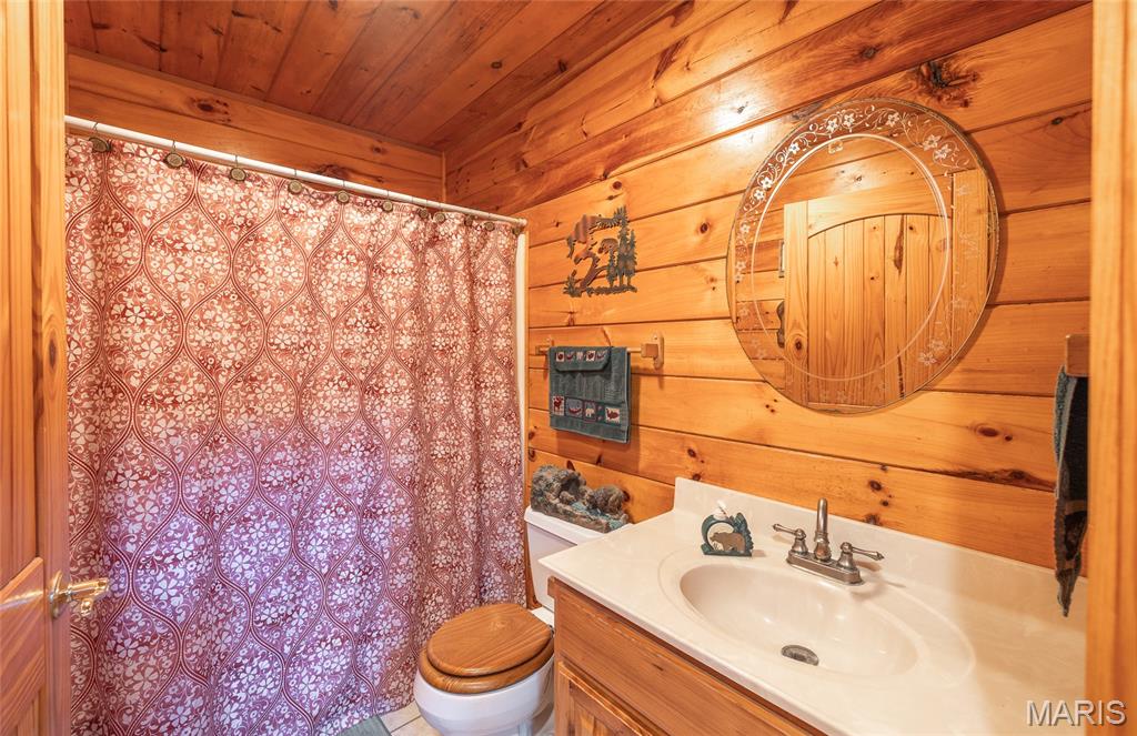 6720 Rock Road Bourbon, MO 65441 - Photo 15 of 72