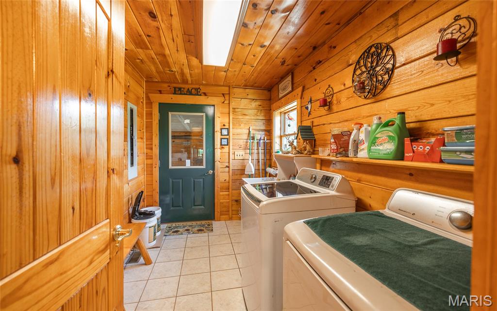 6720 Rock Road Bourbon, MO 65441 - Photo 19 of 72