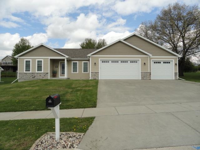 525 Eagle Ridge Portage, WI 53901 - Photo 1 of 43