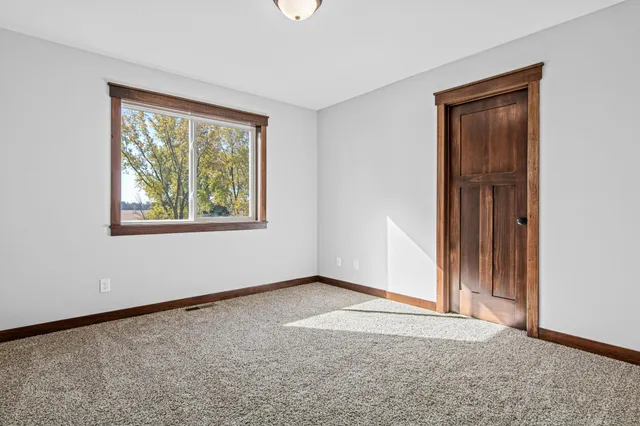 $599,900 | 1604 Spruce Street, Farmington, MN 55024