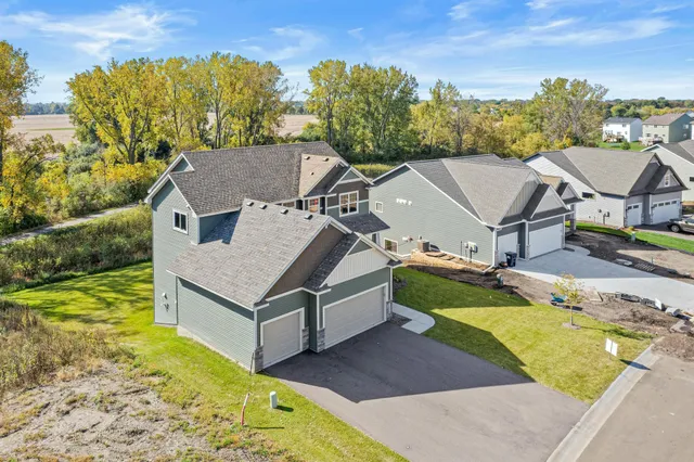 $599,900 | 1604 Spruce Street, Farmington, MN 55024