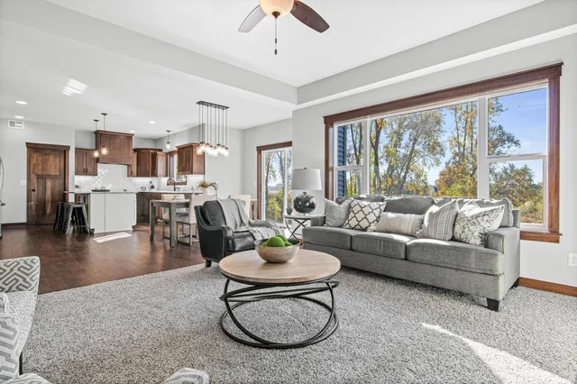 $599,900 | 1604 Spruce Street, Farmington, MN 55024