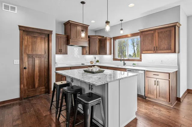 $599,900 | 1604 Spruce Street, Farmington, MN 55024