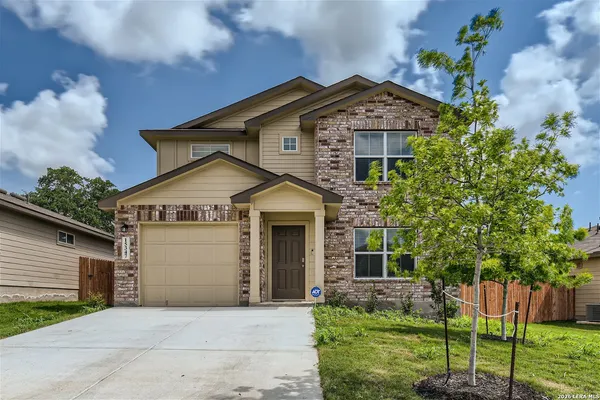$1,595 | 15347 Shortwing, San Antonio, TX 78253