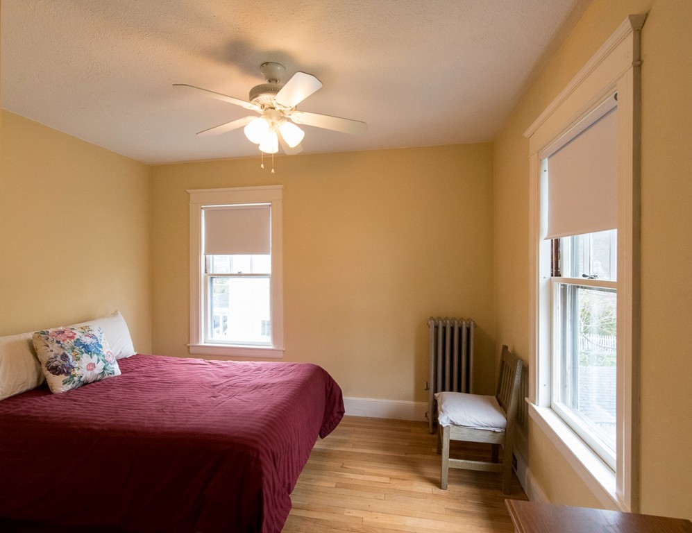 61 Ridgewood Terrace Northampton, MA 01060 - Photo 13 of 14 Gallery Image 13