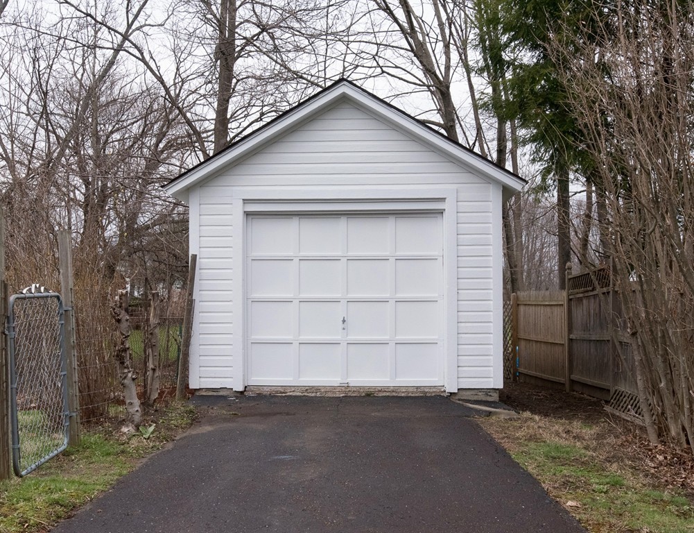 61 Ridgewood Terrace Northampton, MA 01060 - Photo 14 of 14 Gallery Image 14