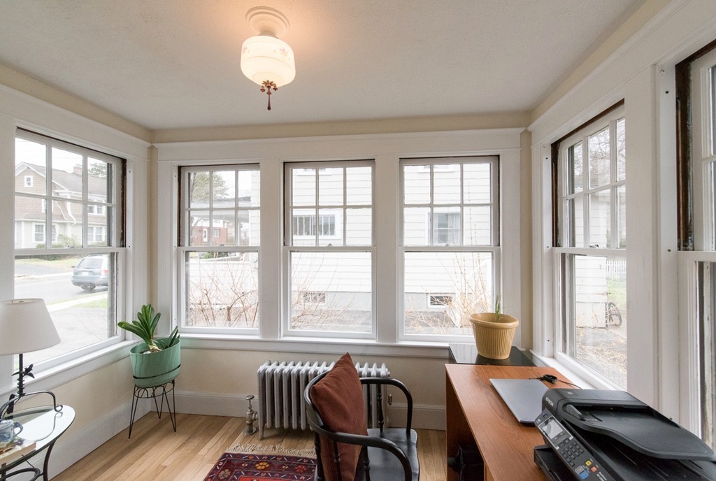 61 Ridgewood Terrace Northampton, MA 01060 - Photo 10 of 14 Gallery Image 10