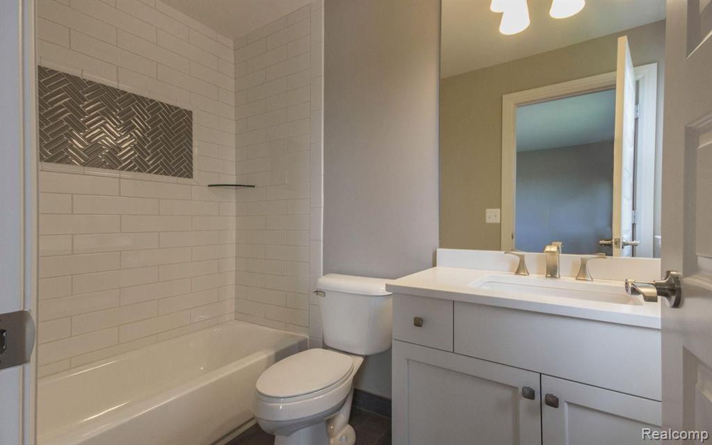 1705 Traceky Rochester, MI 48306 - Photo 39 of 39