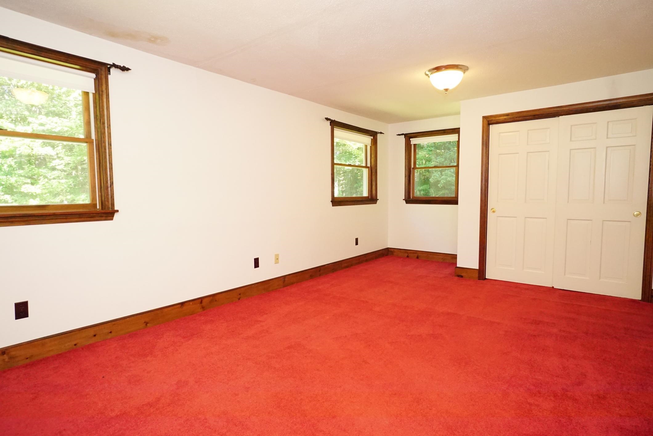 21 Chase Road Sandown, NH 03873 - Photo 34 of 60