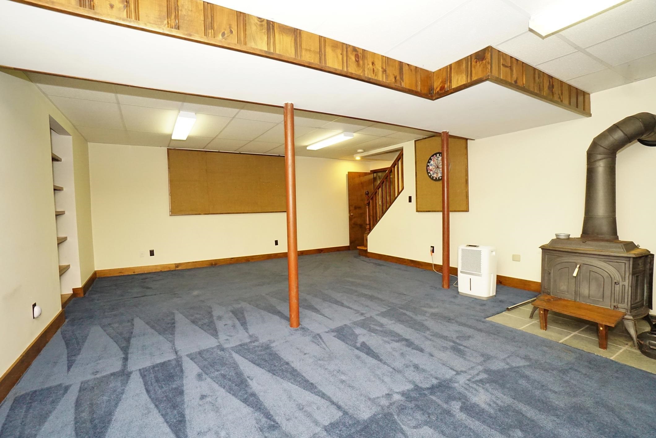 21 Chase Road Sandown, NH 03873 - Photo 38 of 60