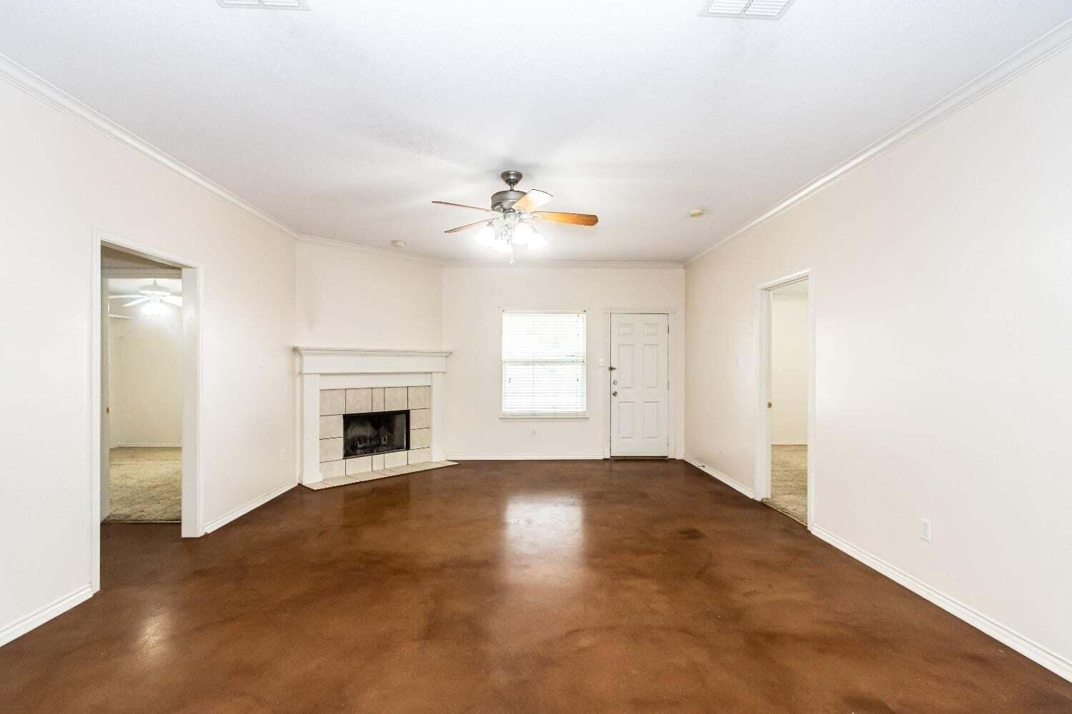 6504 7th Street Lubbock, TX 79416 - Photo 2 of 10 2