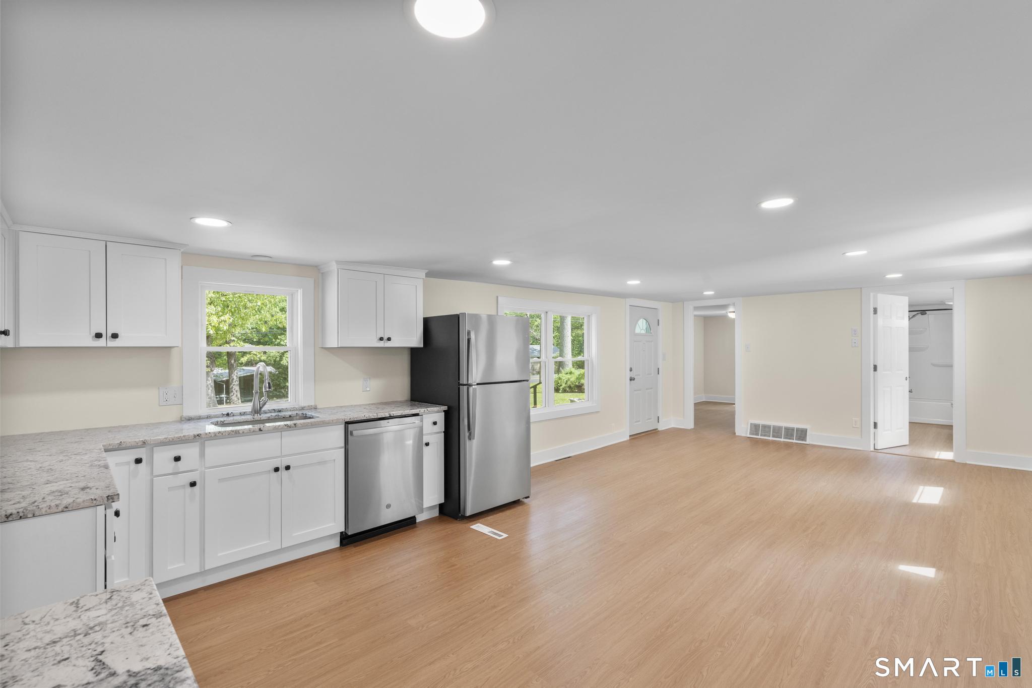 173 Elm Hill Road Vernon, CT 06066 - Photo 3 of 25