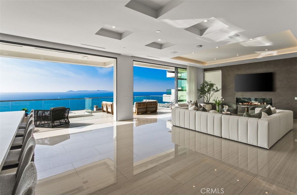 7 Pacific Wave Circle Dana Point, CA 92629 - Photo 16 of 69