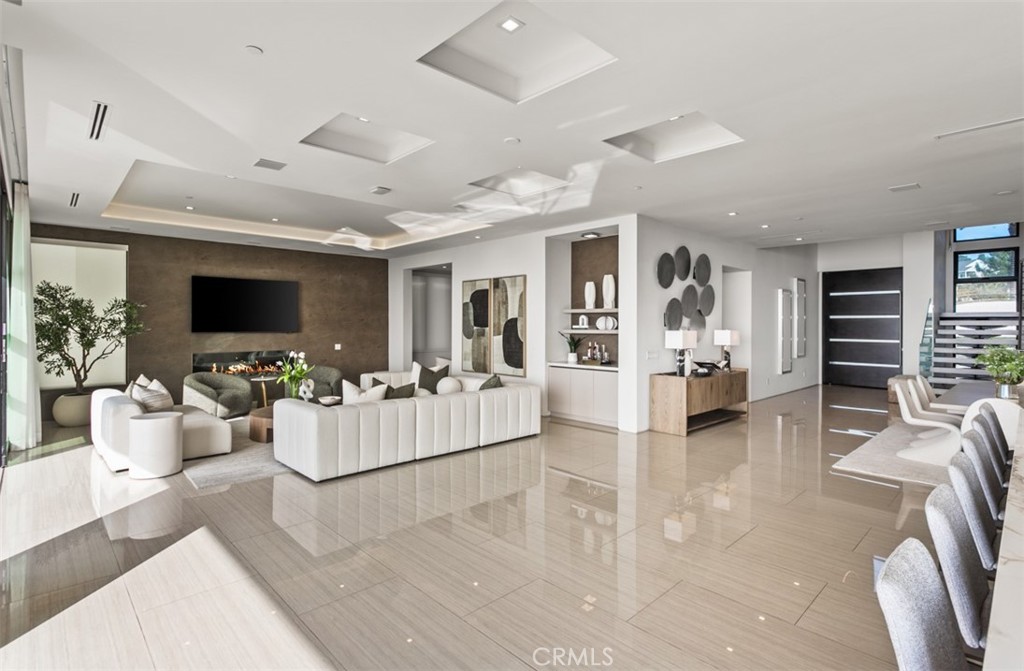 7 Pacific Wave Circle Dana Point, CA 92629 - Photo 8 of 69