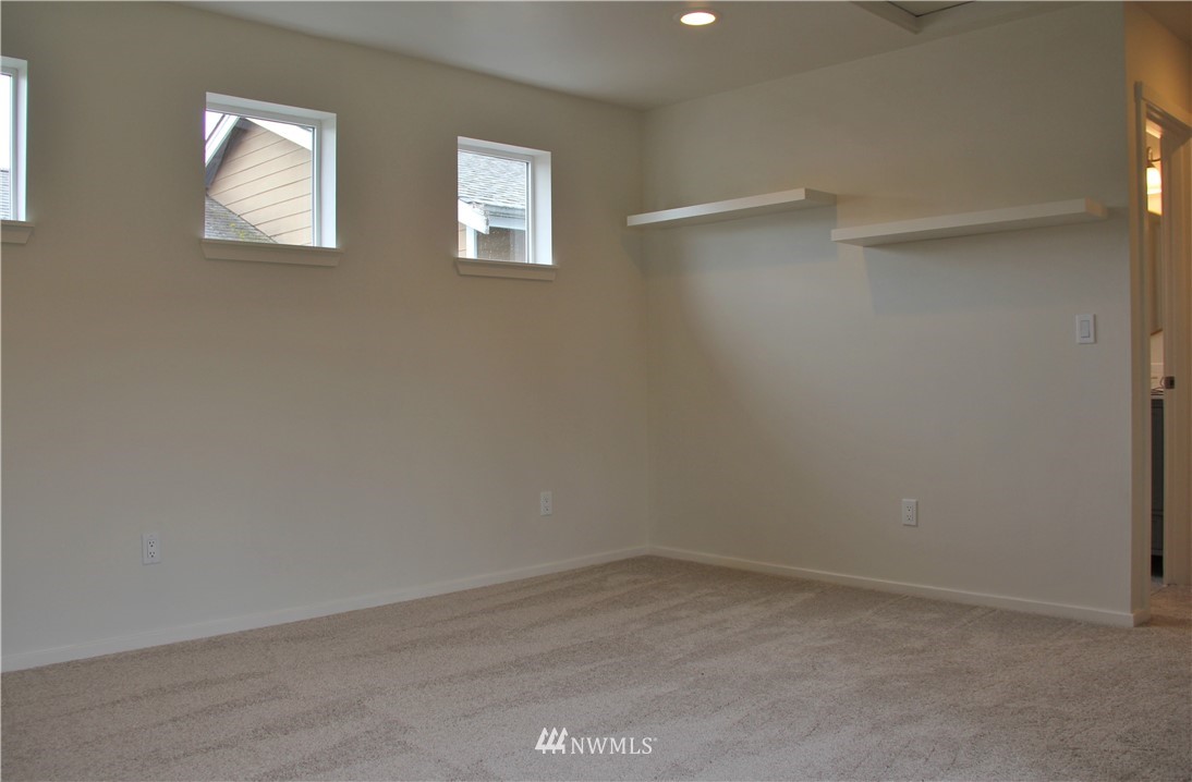 4612 Northeast 5th Street Renton, WA 98059 - Photo 20 of 25