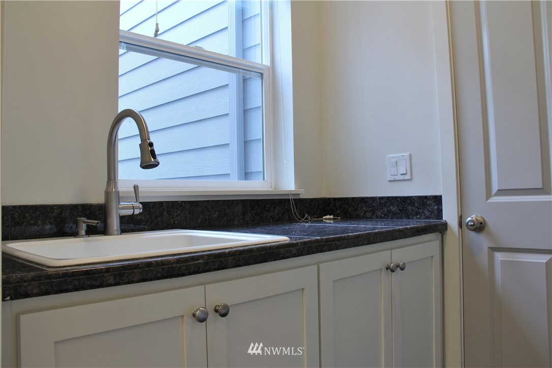 4612 Northeast 5th Street Renton, WA 98059 - Photo 21 of 25