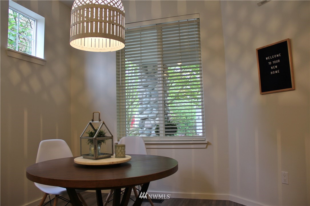 4612 Northeast 5th Street Renton, WA 98059 - Photo 5 of 25